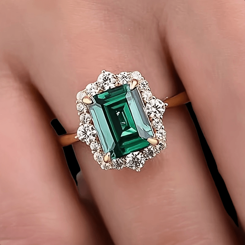 Women's Vintage Court-Style Anniversary Wedding Ring, Elegant